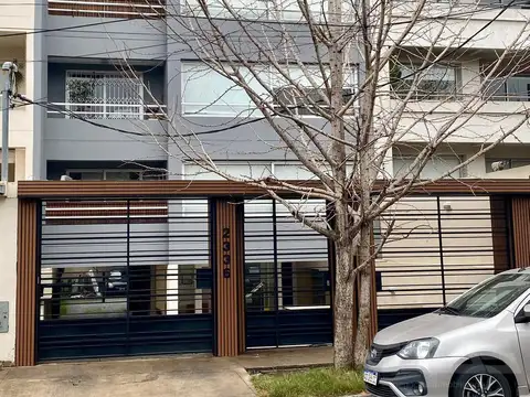 Muy lindo monoambiente y 1/2 en excelente zona de Castelar