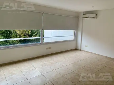 Departamento en Alquiler en Castelar Norte, $ 400.000