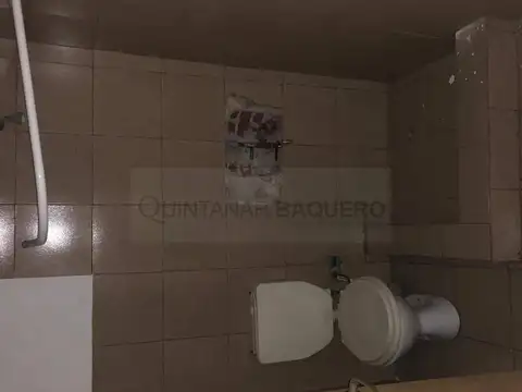 Venta de deposito de 780 M2 en Pompeya