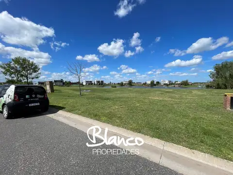 Terreno en Venta en San Sebastian, USD 120.000