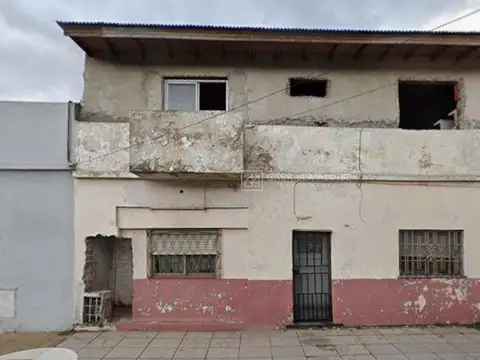 Venta de Casa 3 ambientes con Depto. PA 3 amb. a terminar en Caseros, Tres de Febrero