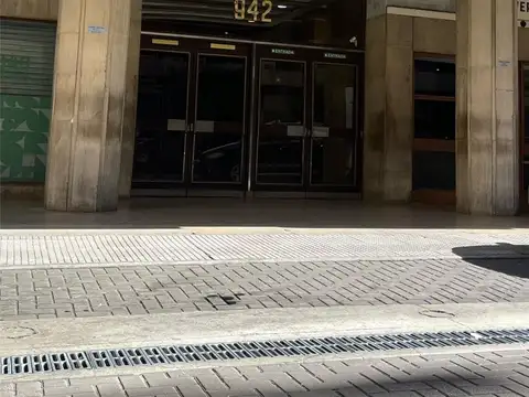 Oficina en Alquiler en Plaza San Martín, USD 2.100.000