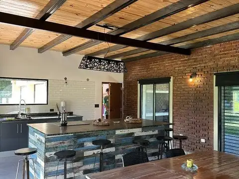 Lucio Mansilla  7500