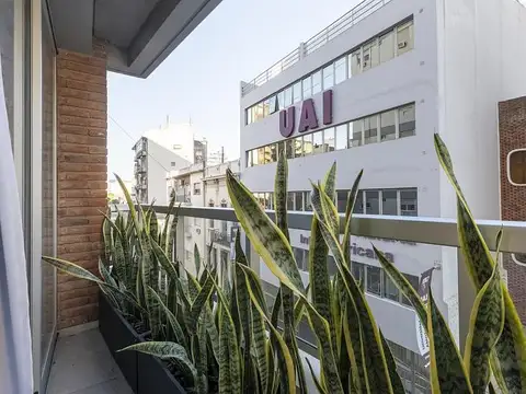 Totalmente amboblado en Constitución