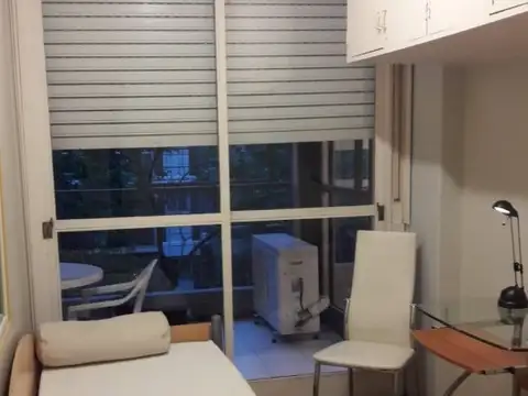 Tres Ambientes Con Balcón En Las Cañitas