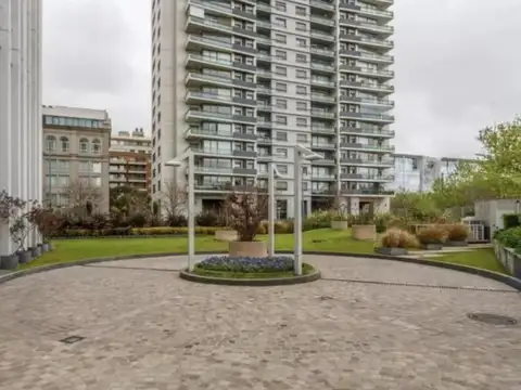 SEMIPISO EN VENTA EN RENOIR TORRE II - PISO ALTO