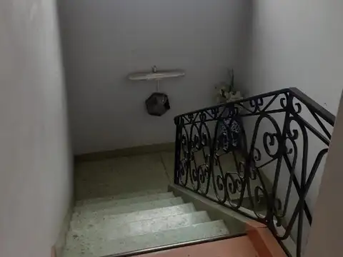 OPORTUNIDAD CASA 3 AMBIENTES + DEPÓSITO LOTE 8,66 X50