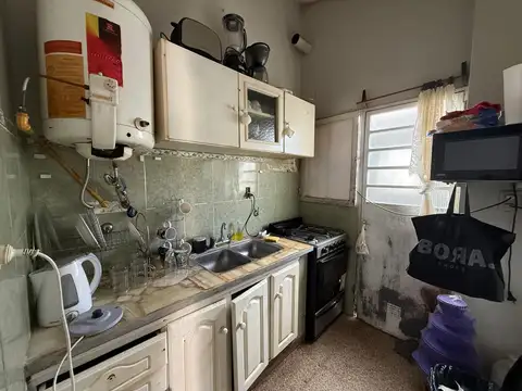 SE VENDE CASA DOS DORMITORIOS