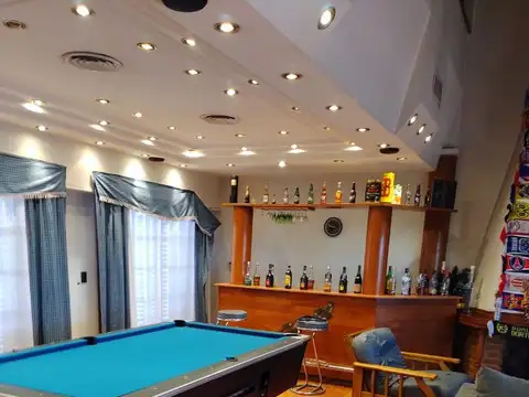 IMPECABLE CASA –  4 AMBIENTES ¡LINVING Y PLAYROOM ! - AMPLIO PATIO