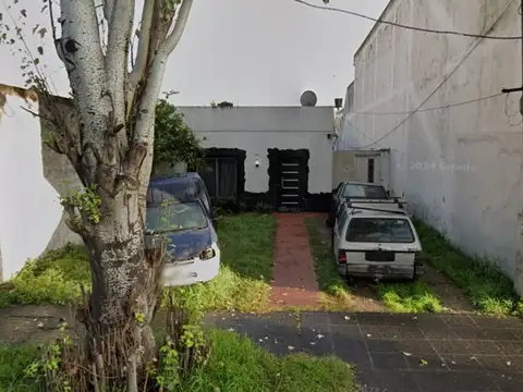 VENTA - A REFACCIONAR -  CASA 4 AMB. - SAN JUSTO