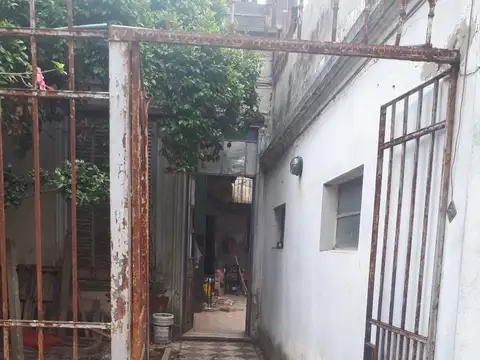 Terreno en Venta en Flores, USD 180.000