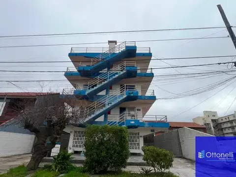 Departamento en venta c/ cochera en Costa Azul