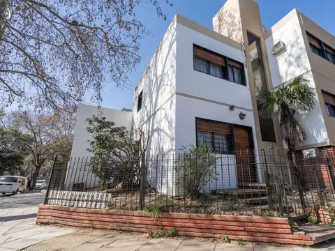 Depto Tipo Casa en Venta de 3 dormitorios