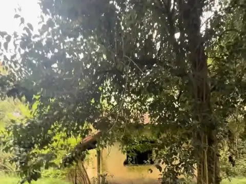 Casa en venta a refaccionar, Marcos Paz.
