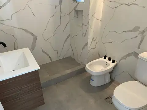 Departamento 4 ambientes con 2 baños
