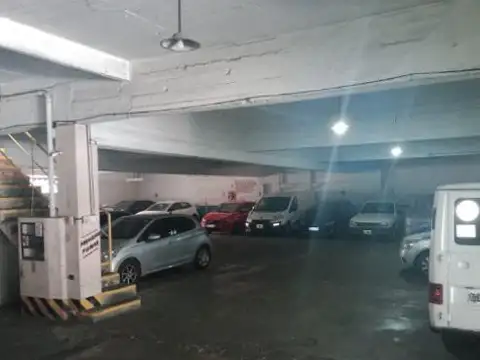 Depósito en Venta en Pompeya