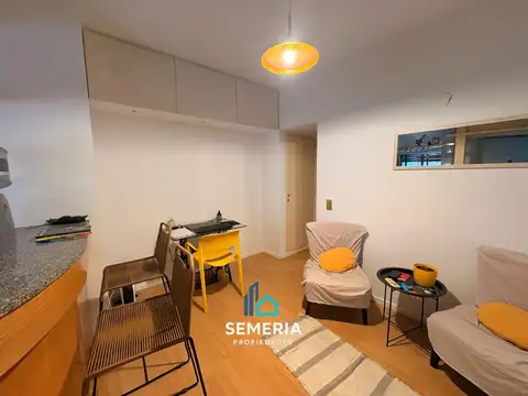 Av Balbin 2800, Piso 1