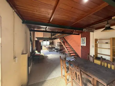 Depto Tipo Casa en Venta de 4 ambientes