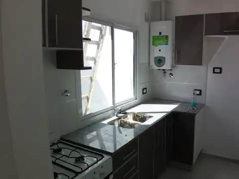 Depto Tipo Casa en Venta en Caseros, USD 62.000