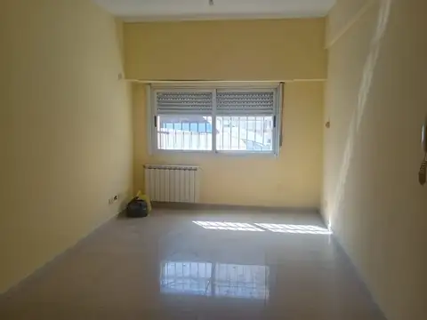 Oficina en Alquiler en San Justo, $ 550.000
