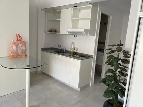 excelente 1 ambiente divisible a nuevo