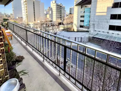 51 entre 9 y 10 La Plata 700, Piso 4
