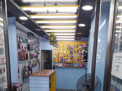 Local en Alquiler en Flores, $ 1.600.000