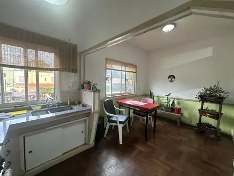 Depto Tipo Casa en Venta en Villa Adelina, USD 97.000