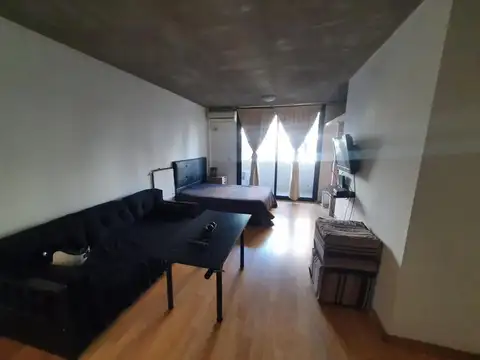 Paraguay 5100, Piso 2