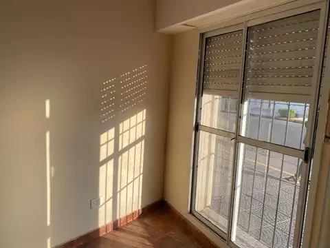 Departamento en Alquiler en Mataderos, $ 400.000