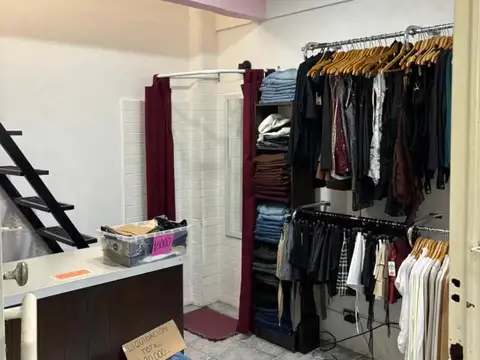 Local en Venta 40 años