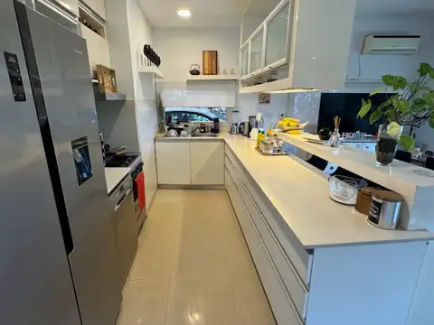 Casa 6 ambientes con 3 baños