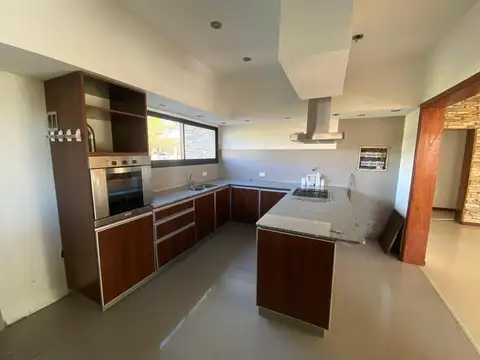 CASA EN ALQUILER - Cardales Village