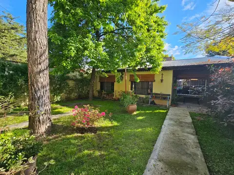 VENTA Casa 3 amb con jardín y parrilla La Alborada