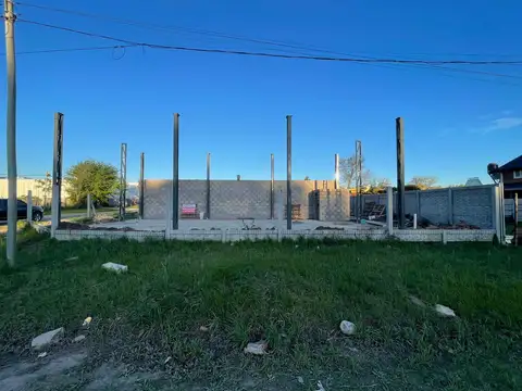 Galpon en Venta en Roldan, USD 115.000