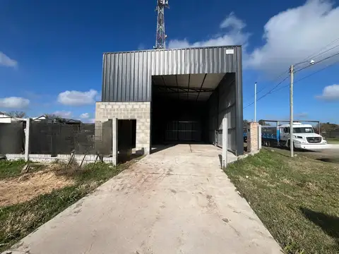 Galpon en Venta en Roldan, USD 115.000