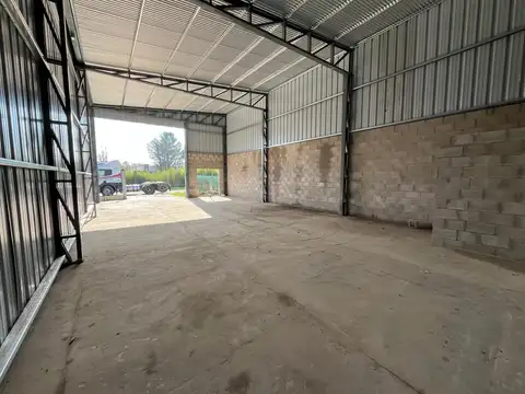 Galpón/Bodega en venta- Marcos Ateca  esq. Los Aromos, Roldán