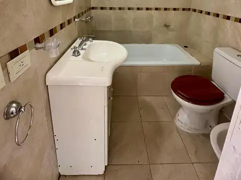 Departamento en Alquiler con 1 cocheras