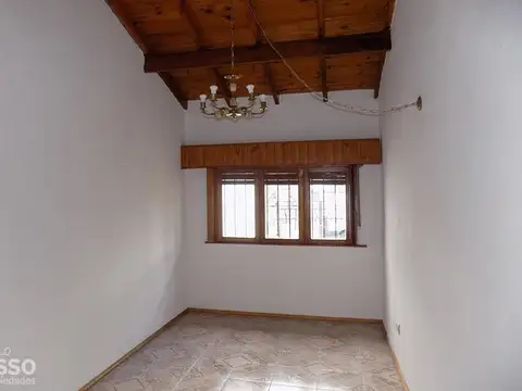 Casa 3 ambientes con 2 baños