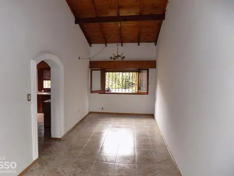 Casa en Venta en Villa Santos Tesei, USD 135.000