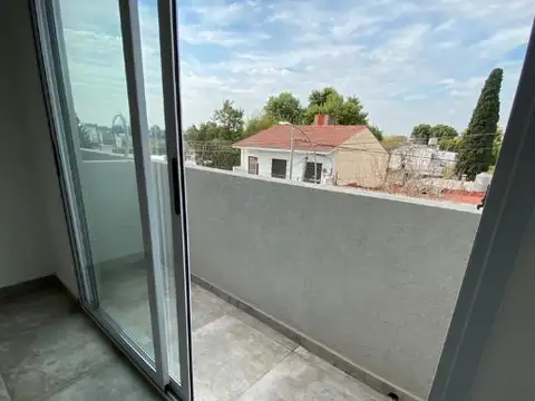 Concejal Nicolás Defilippi 100