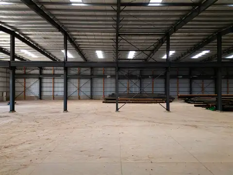 NAVE INDUSTRIAL CIRCUNVALACION AUTOPISTA VENTA