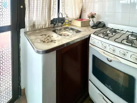 Depto Tipo Casa en Alquiler en Temperley, $ 550.000
