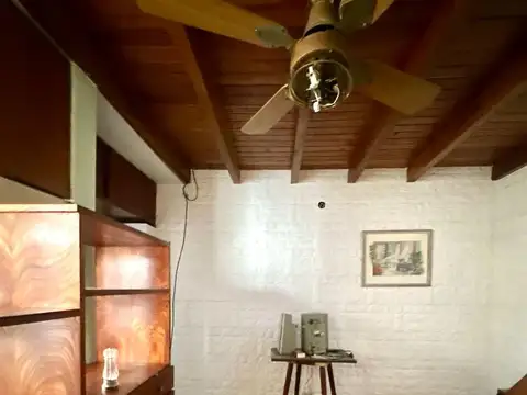 Depto Tipo Casa en Alquiler con 1 cocheras