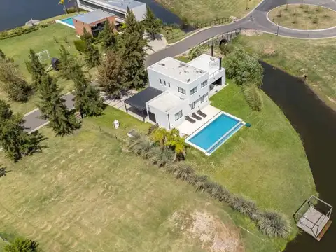 Casa en Venta de 5 dormitorios