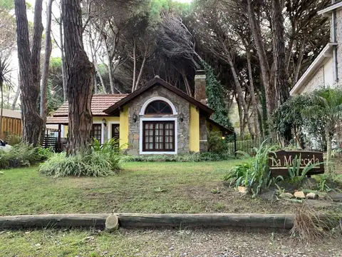 De los Langostinos 1200