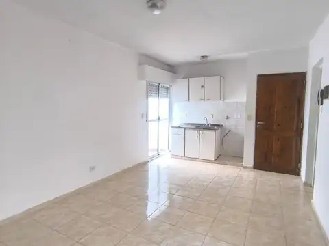 Av Bustamante 3066 , Piso 1