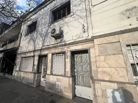 venta casa de dos dormitorios abasto