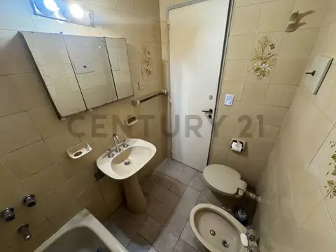VENTA DEPARTAMENTO 3 AMBIENTES CON BALCON EN CABALLITO