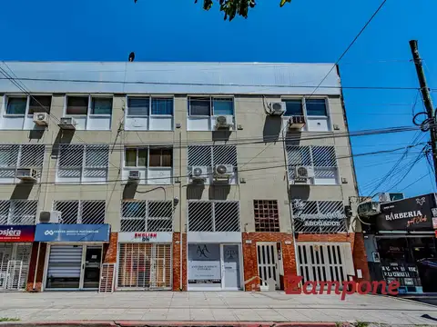 Departamento Oficina 3 amb Moron Centro